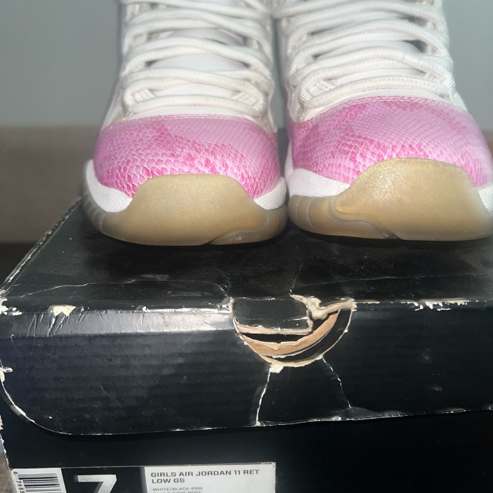 Girls Air Jordan 11 Retro Low Pink Sneakers